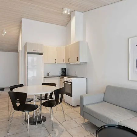 Apartment Near The Sea With Calm And Life Pandrup